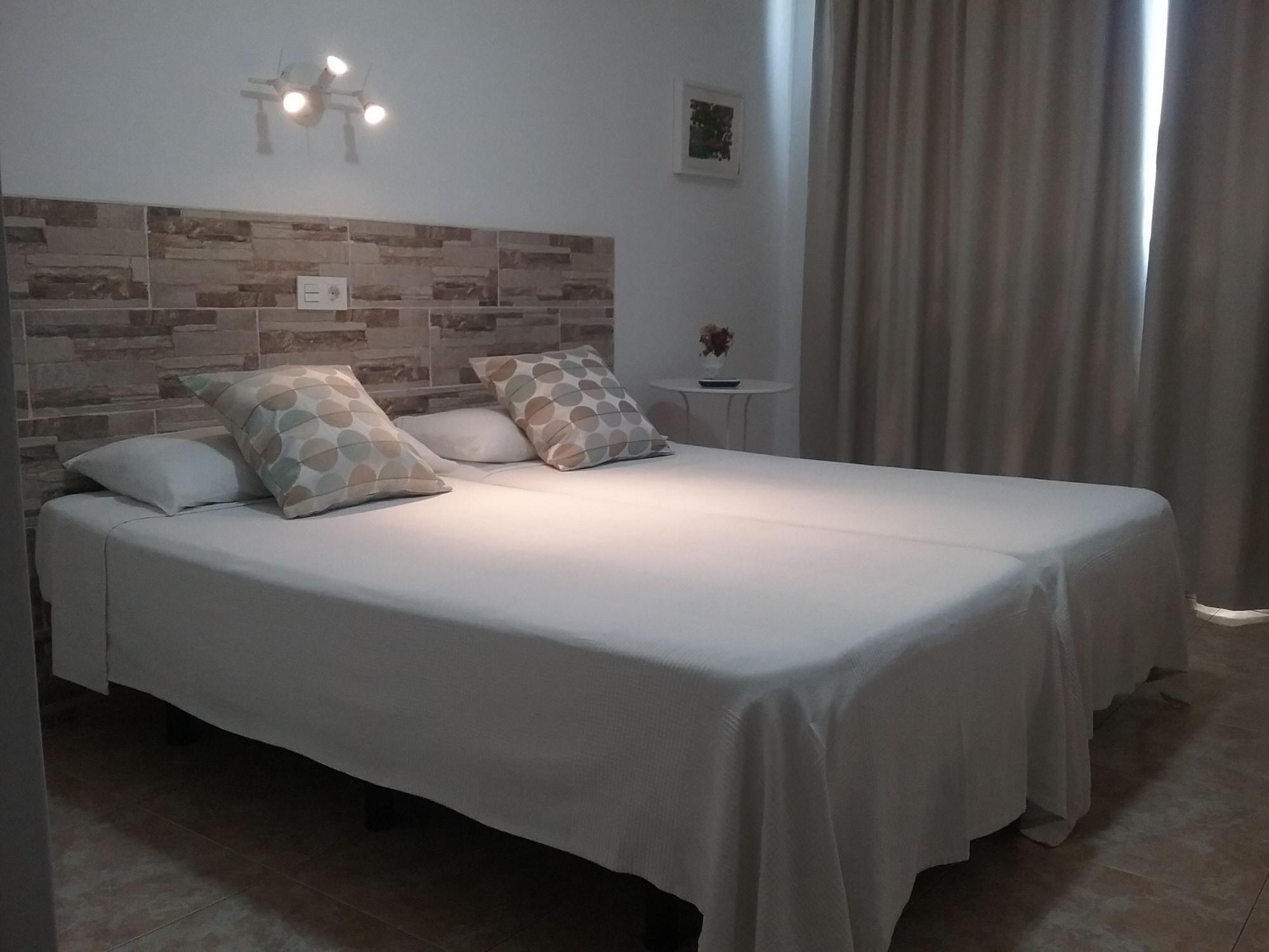 Hostal Residencia Cardona Arrecife  Eksteriør billede