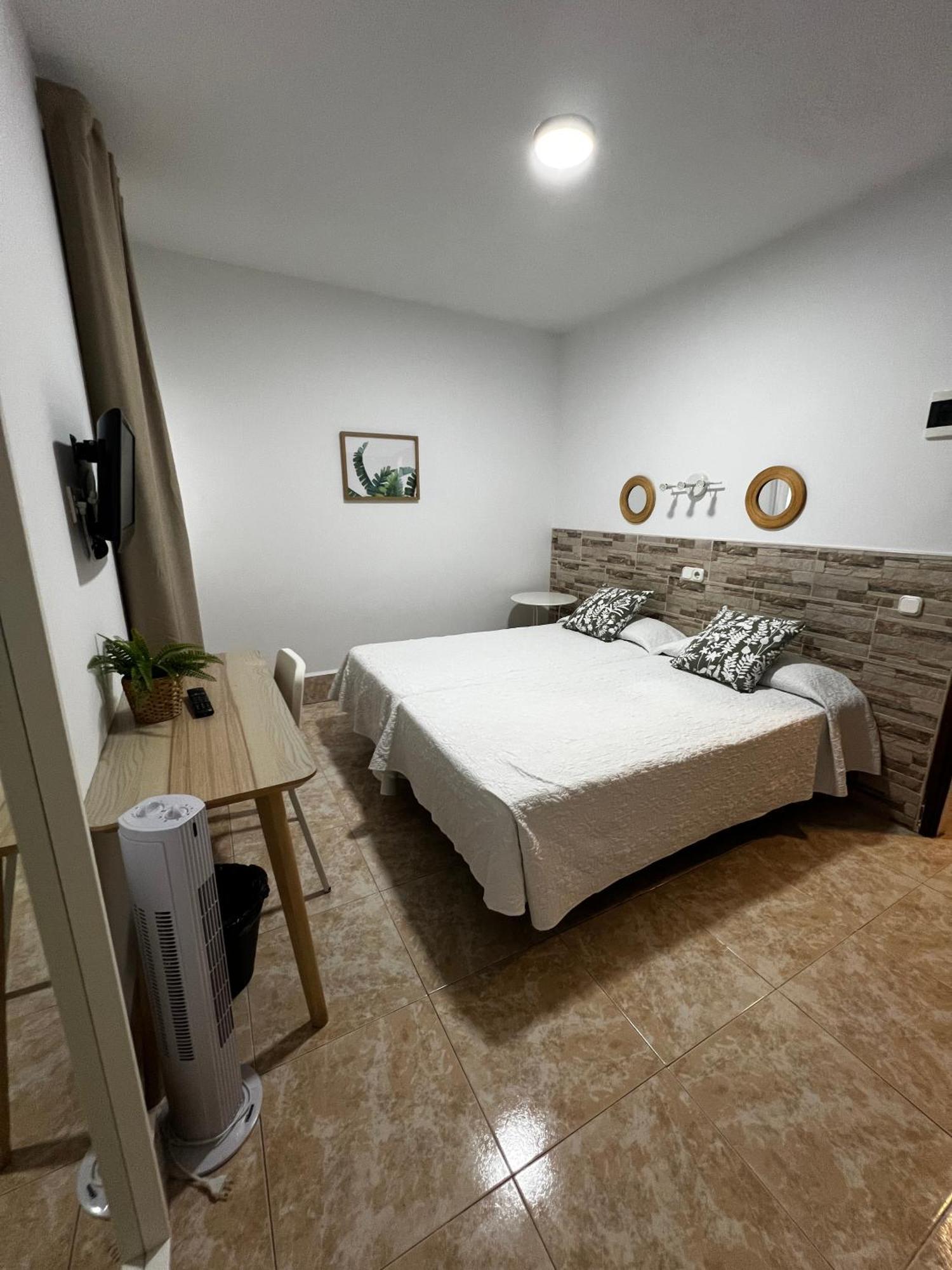 Hostal Residencia Cardona Arrecife  Eksteriør billede