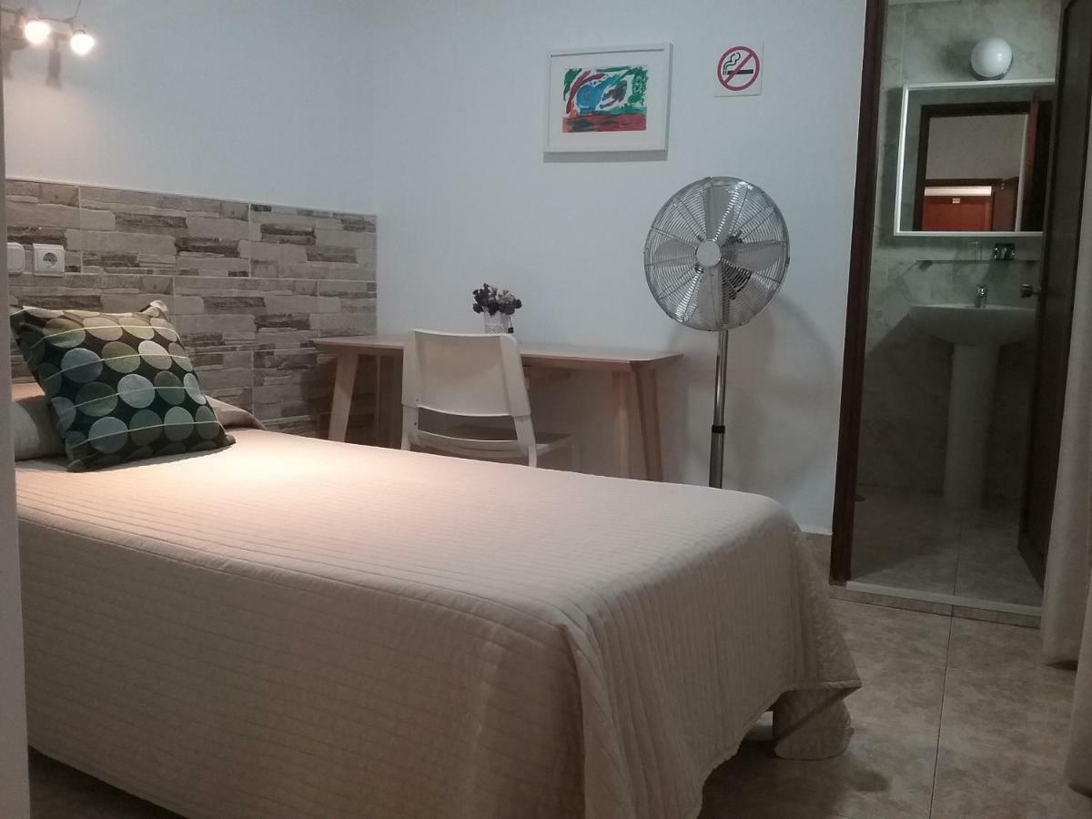 Hostal Residencia Cardona Arrecife  Eksteriør billede